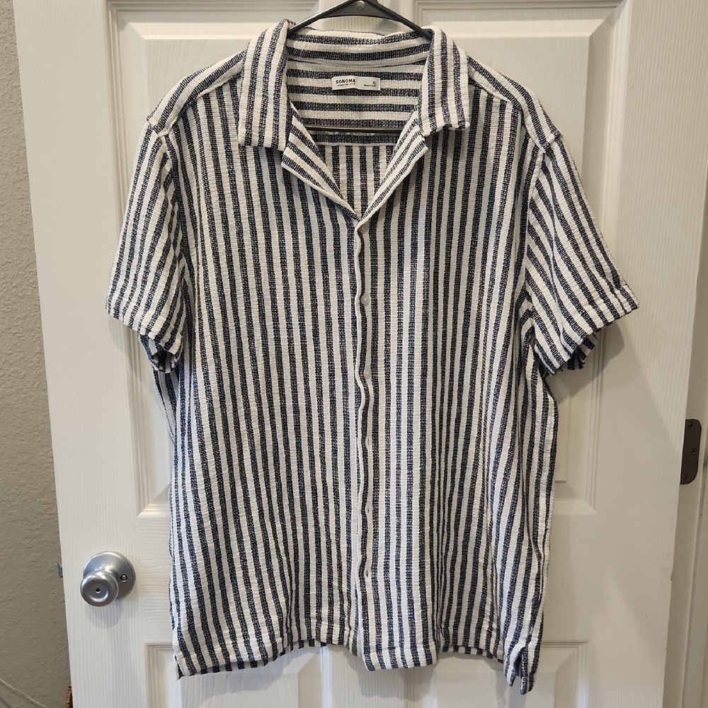 Sonoma Men's Navy and White Striped Button Down Shirt